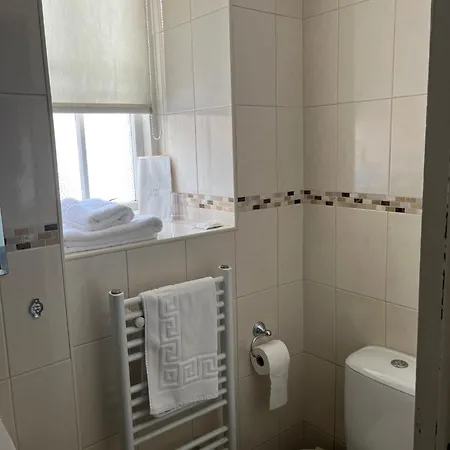 No: 1 The Esplanade Guest Accommodation. Tenby Camera foto