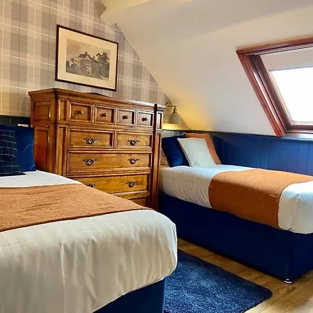 No: 1 The Esplanade Guest Accommodation. Tenby Esterno foto