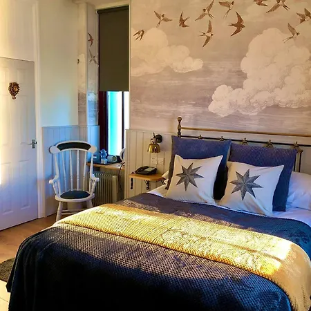 No: 1 The Esplanade Guest Accommodation. Tenby Camera foto