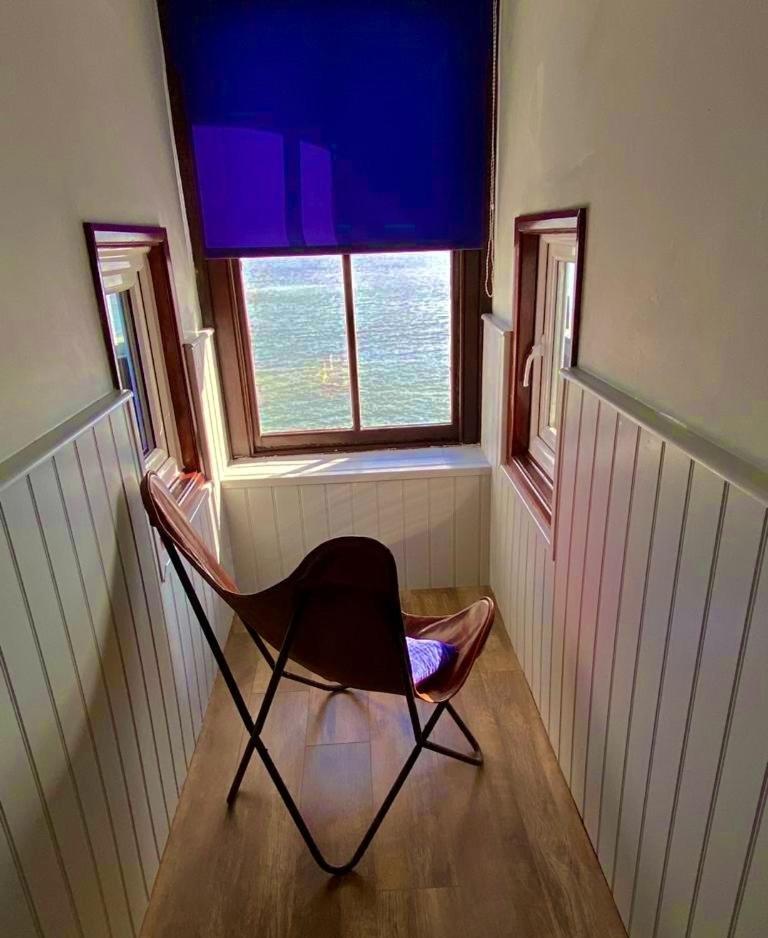 No: 1 The Esplanade Guest Accommodation. Bed & Breakfast