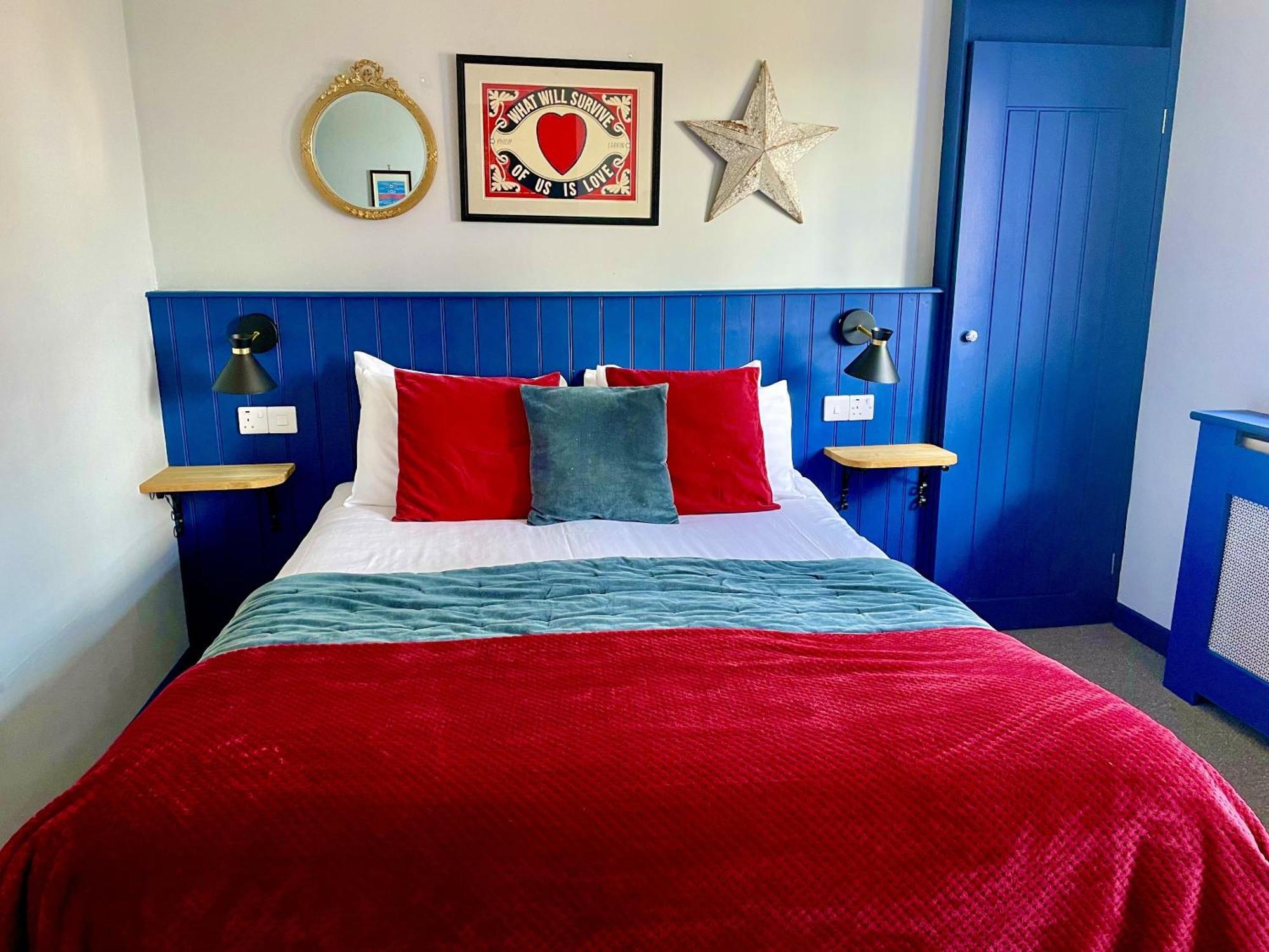 No: 1 The Esplanade Guest Accommodation. Bed & Breakfast 4*
